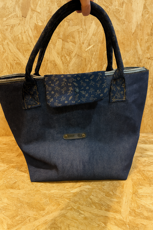 Sac à main en jean upcyclé – Inspiration pliage